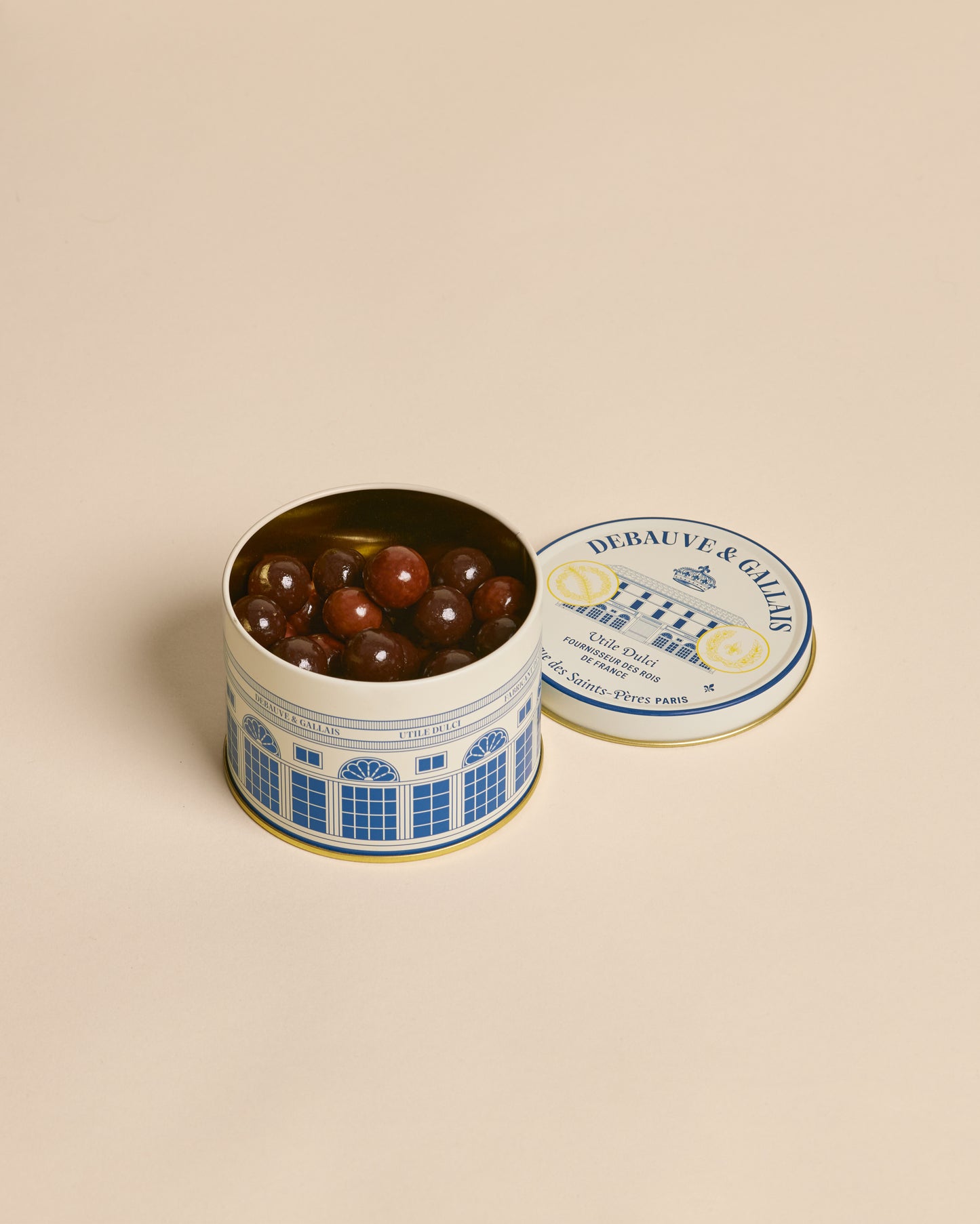 Croustillants coated with dark, milk and salted caramel chocolate