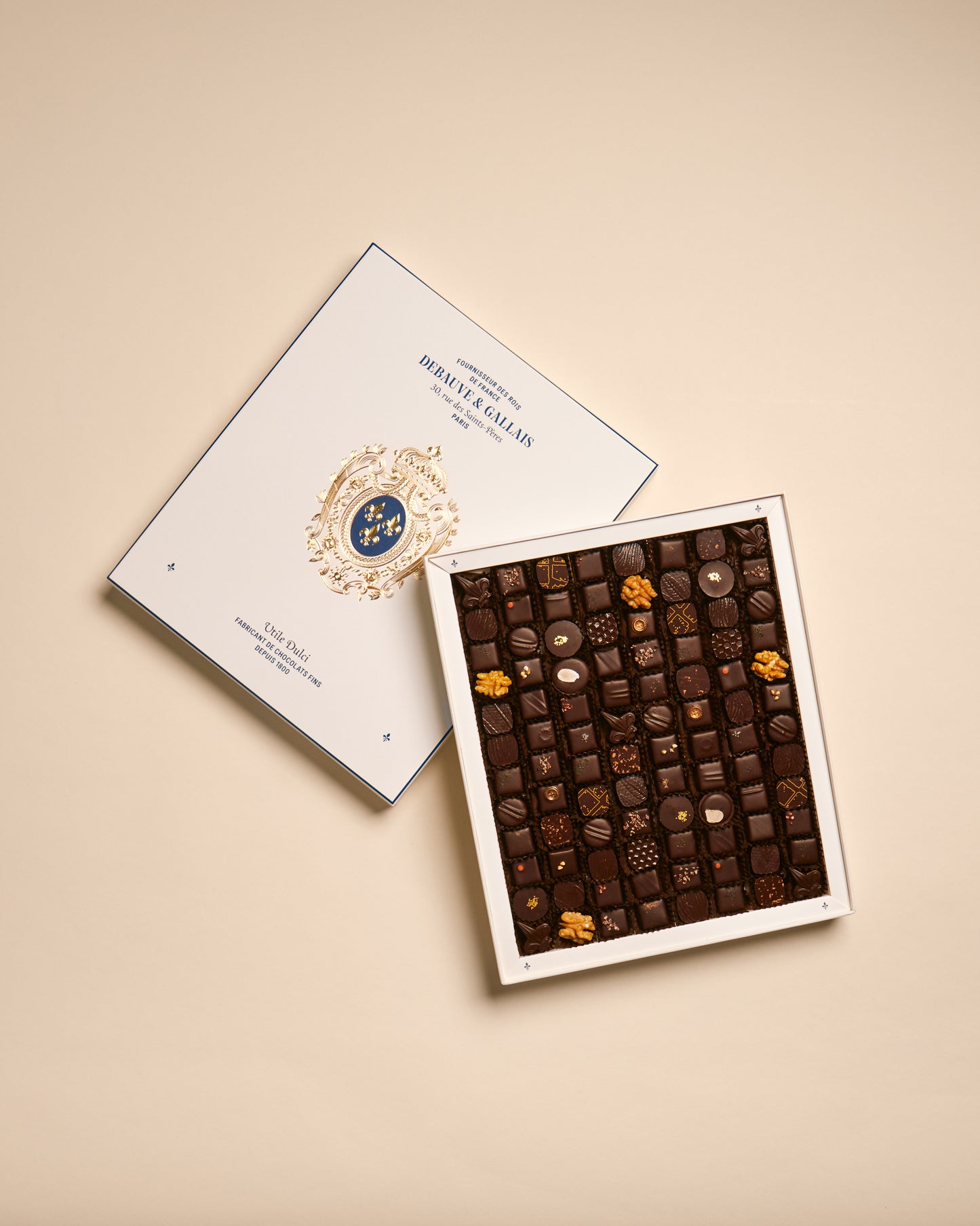 Les Chocolats Noirs (96 chocolates)