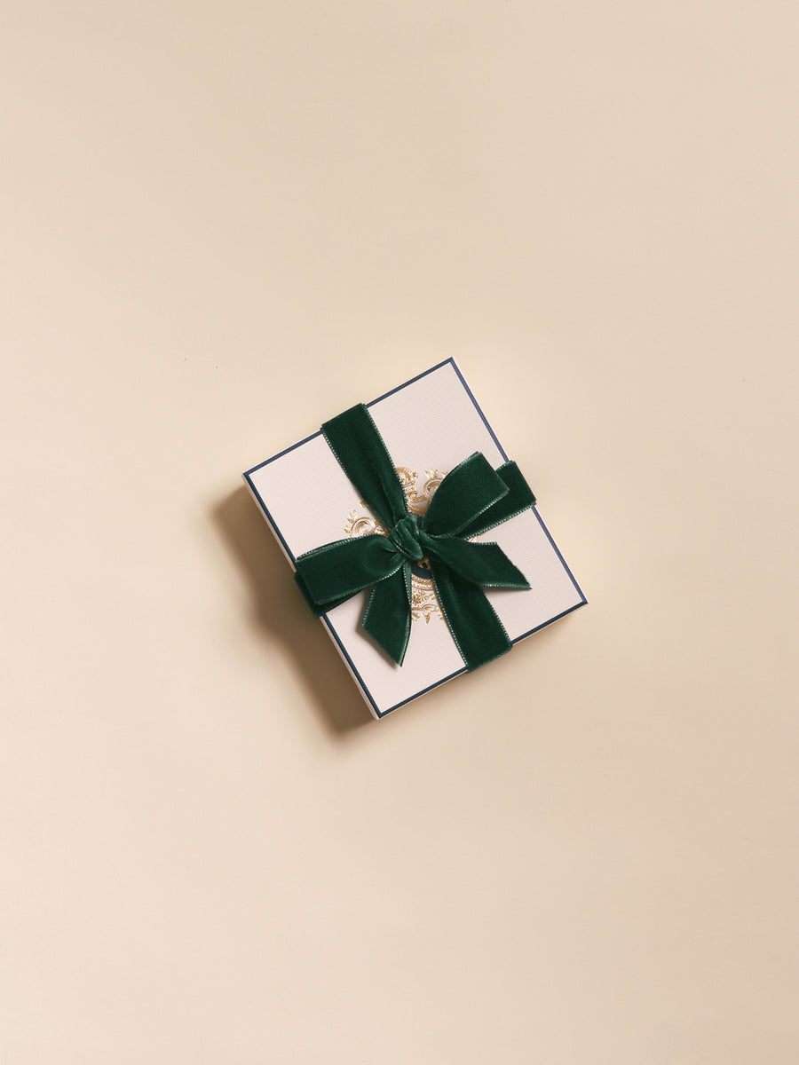 Ganaches and Pralinés (9 chocolates)