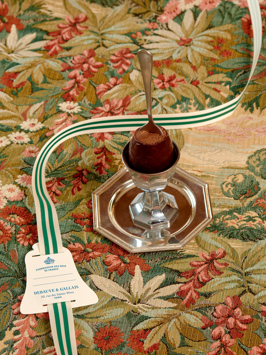 L'Œuf au chocolat au lait, fourré au praliné